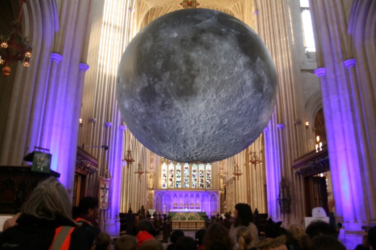 Year 4 visit Bath Abbey – Museum of the Moon