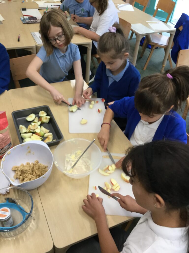 Year 4- Maths, Apple and Blackberry Crumble and More …